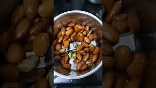 ओल्या नारळाच्या करंज्या/Olya Naralachi Karanji/Fresh 
