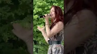 Алиса Супронова