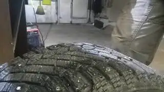 Ошиповка резины шуруповёртом