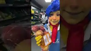 wally darling gets apples lol