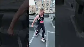 Падение на крыше 😳 