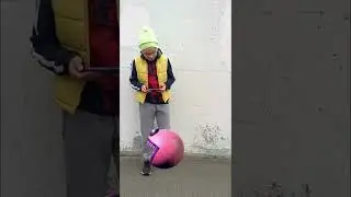 Giant Pacman 006 