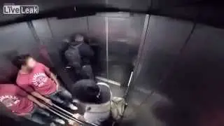 Супер прикол в лифте.