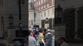 Shayan Ali out side Nawaz Sharifs house in London.  PTI protest.