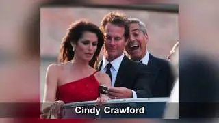 30 Funniest Celebrity Photobombs Ever