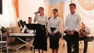 🎶Песня “Сиротка” поет Виктория Винокурова