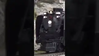 UP 836 Passenger Train (HO Scale Models Short Video)