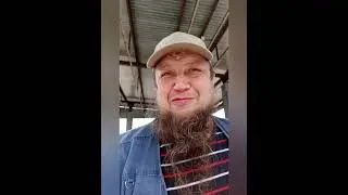 Установили лавку на территории бывшего автовокзала в Тетюшах.