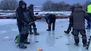 Зарыбление форели 150 кг , ловим форель со льда