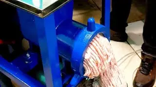 МЯСОРУБКА ДАЄ ЖАРУ ...