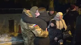Четвероногий «сын полка» приехал с ОМОНовцами из командировки