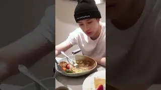 Бан Чан объелся 