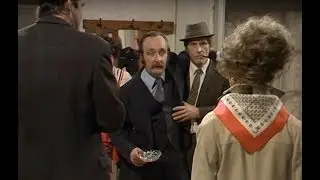 Fawlty Towers: Buying a fridge