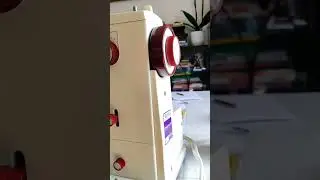 Vintage Sewing Machine - Bernina 807 Minimatic 