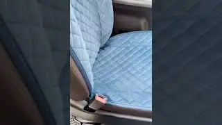 Синие накидки на сиденья автомобиля