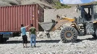 разгрузка контейнера