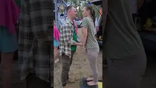 Стояние на гвоздях, как практика для обмена энергией в отношениях близких людей.