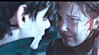 ENOLA HOLMES / Almost Kiss Scene (Millie Bobby Brown & Louis Partridge)