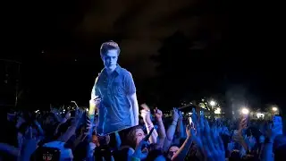 Paramore - Decode (Live At The Domain Sydney)