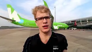 rAge Expo Vlog - Airport Security Really Doesn't Like Me
