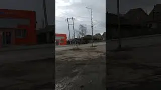 Суровые сибирские электрики нагнули столбы.