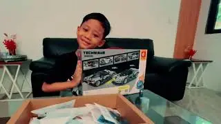 Merakit Sembo / Lego Car in Morning Sunday