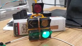 Mini Traffic Light Signal PV