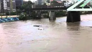 Brisbane Floods 11/1/11 - Milton