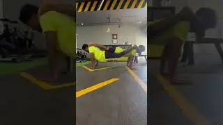 Duo push-ups challenge 🔥