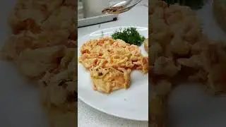 Что на завтрак. Breakfast. Яичница с помидором.