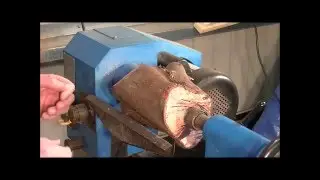 98 Wood-turning a wattle tree crown Vase for beginners