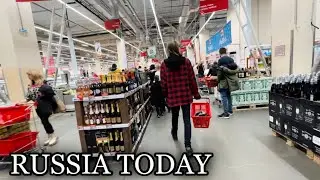 Russia today. Russian store. The real life of Russians 