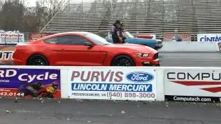 2016 Shelby GT350 running 11s at track