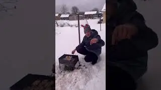 КТО ХОЧЕТ ШАШЛЫЧКА?ОБРАЩАЙТЕСЬ ДРУЗЬЯ 