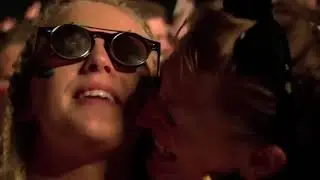 Tiesto playing Ellie Goulding - Burn Tiesto Remix @ Creamfields 2013
