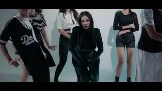 Pamela Safitri (Duo Serigala) - Sikok Bagi Duo (Cinta Bagi Dua) | Official Video Clip