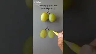 Drawing Grapes Tutorial 🍇🍇#howtodraw #drawingtutorial #drawing #art #Short