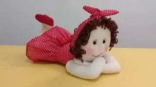 Boneca para enfeitar