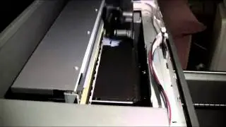 SK-T2A-8C t-shirt printer printing black T-shirts (sales8@sukelaser.com)