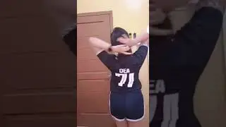 yang pake baju bola damagenya nambahhh