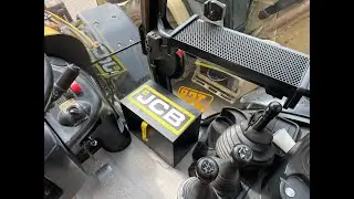 Ящик для инструмента в кабину трактора-экскаватора JCB 3CX 4CX 5CX.