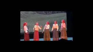 Выпускницы ансамбля Роднички- "Ванька"