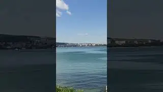 Вид на Толстый мыс и центр Геленджика со стороны Тонкого мыса