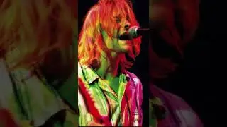Kurt Cobain CHANGES SCHOOL´s lyrics live in Japan (1992)