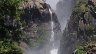 World of Waterfalls: Path to Lower Yosemite Falls
