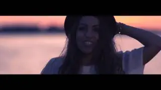 Scaramouche feat. Coral - Je Voyage (Official Music Video)