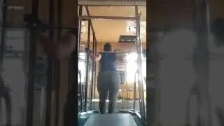 Latihan paha ala mona bohay biar montok say hee