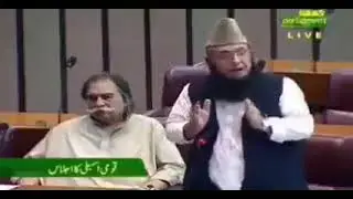 Molana Abdul Akbar criticized govt on dance program in Diamond Jubilee Independence Day celebrations