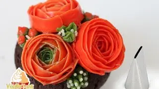 How to pipe Glossy Milkbuttercream Ranunculus for CupCake decoration