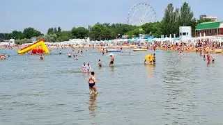 #АНАПА ЖАРА И ПОЛНЫЕ ПЛЯЖИ. ГУЛЯЕМ С ФУНТИКОМ ПО Набережной)